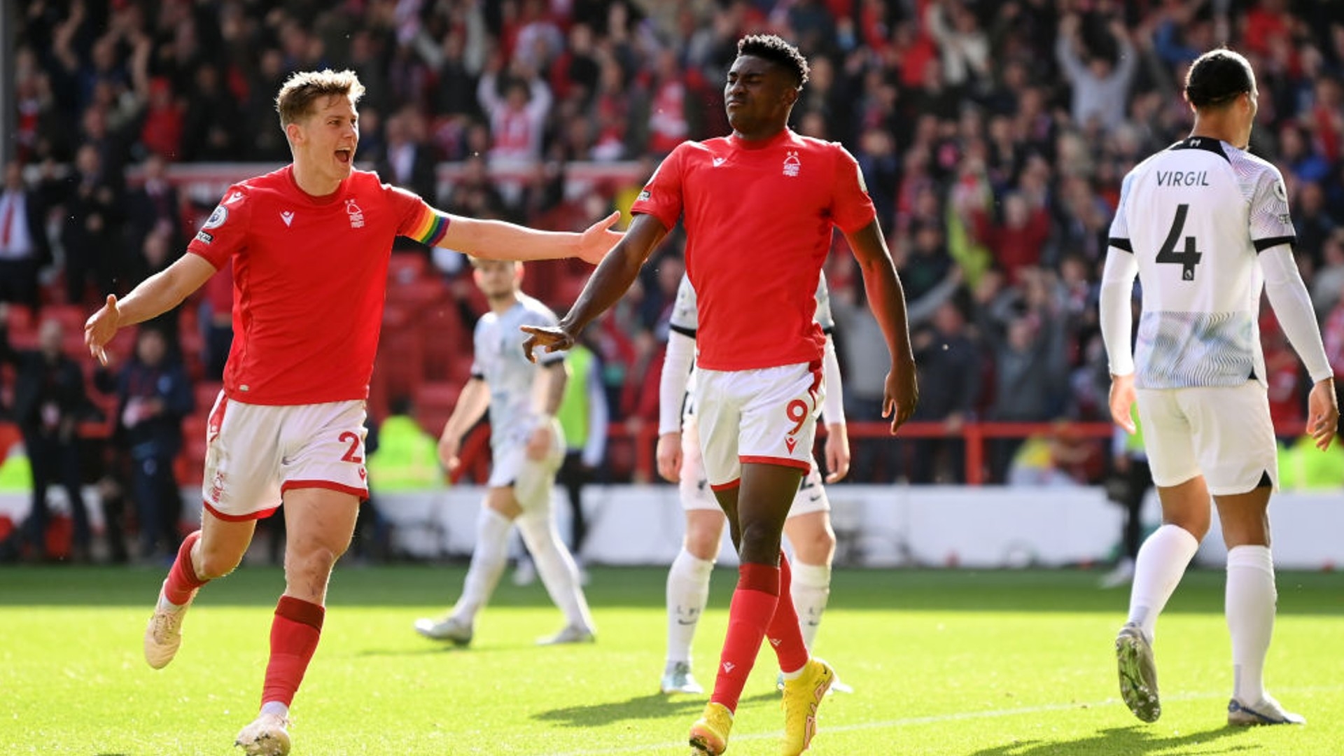 了球迷口中 了球迷口中