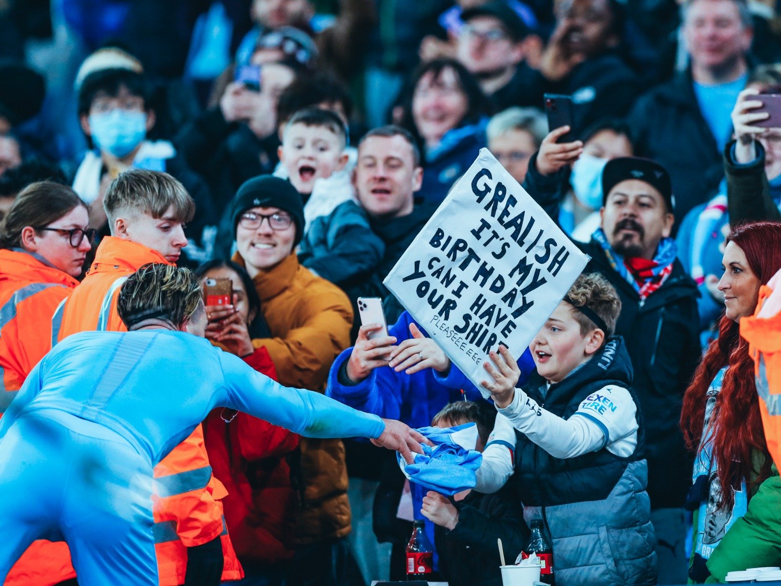 本菲卡欧冠出局将致穆里尼奥冬窗零引援（本菲卡无缘欧冠或致穆里尼奥冬窗无引援）